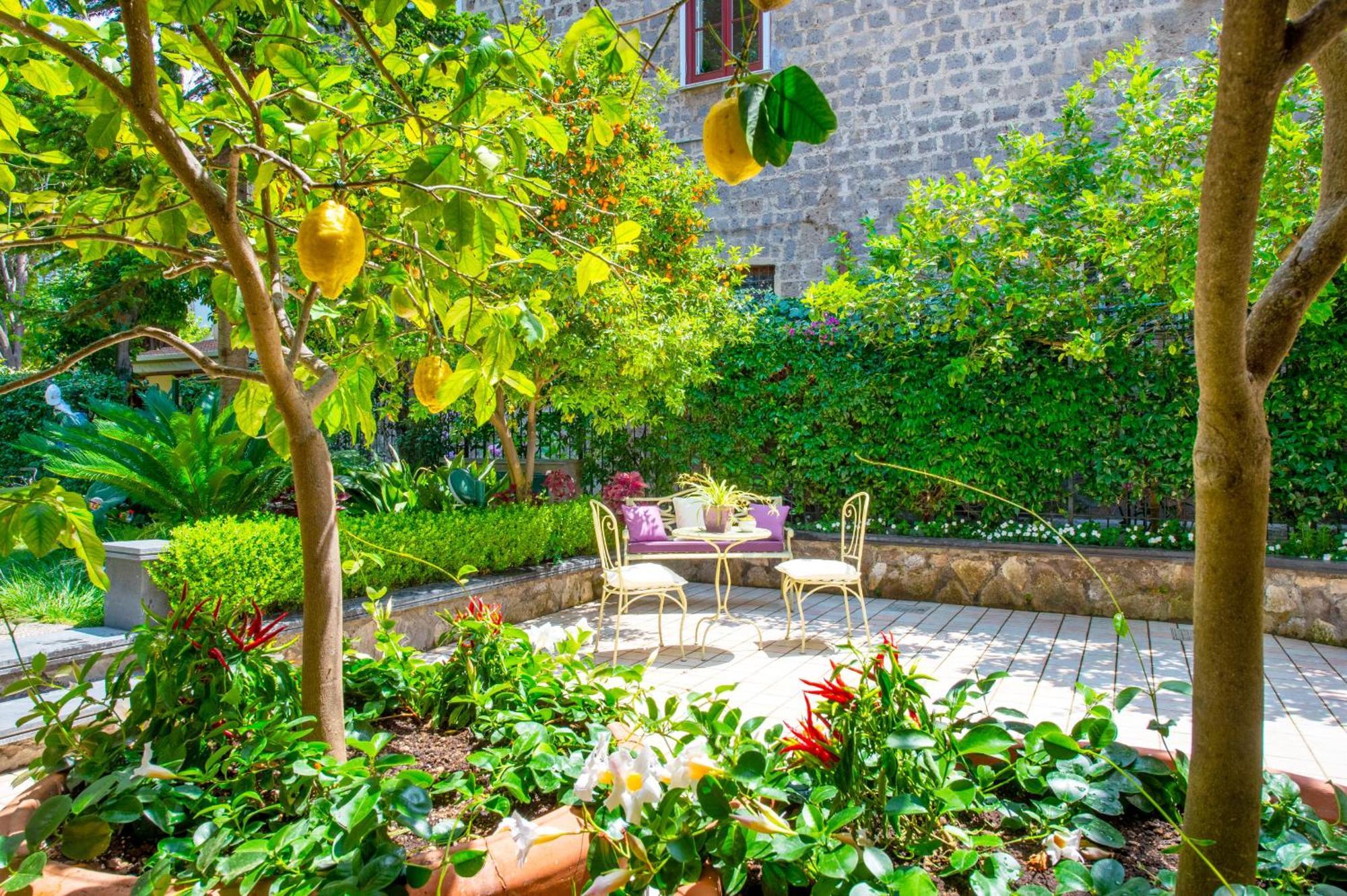 Sorrentovibes - Villa In Sorrento Center With Gardens And Outdoor Space Εξωτερικό φωτογραφία